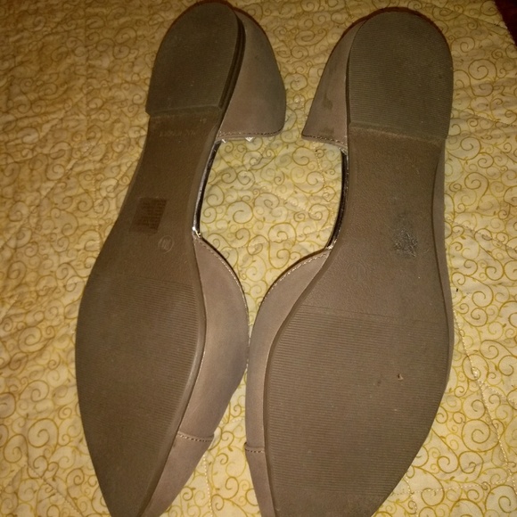 Gap tan flats - Picture 2 of 5